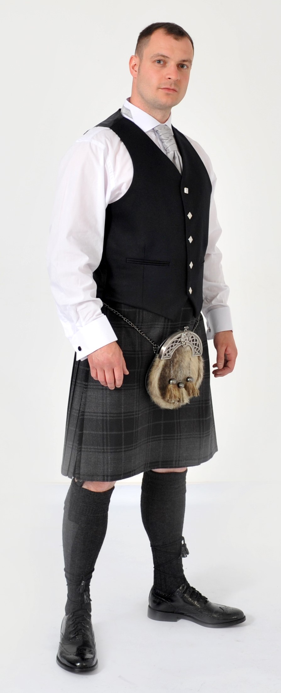 8 Yard Grey Highlander full Package offer 4 8 Yard Grey Highlander full Package offer